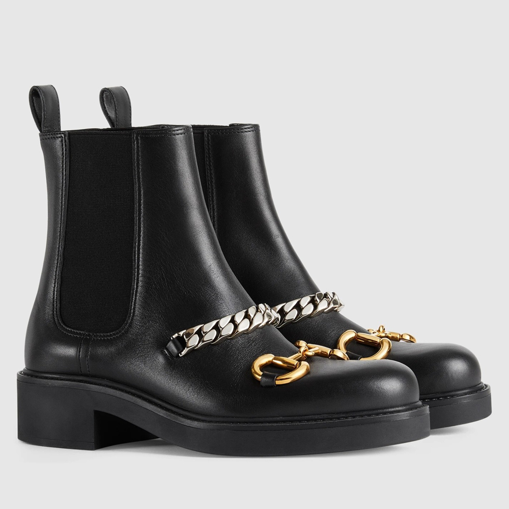 Gucci Chelsea Boots in Black Leather with Chain GGSS24016