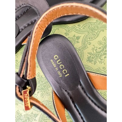 Gucci Double G Thong Sandals in Black Leather GGSS24178