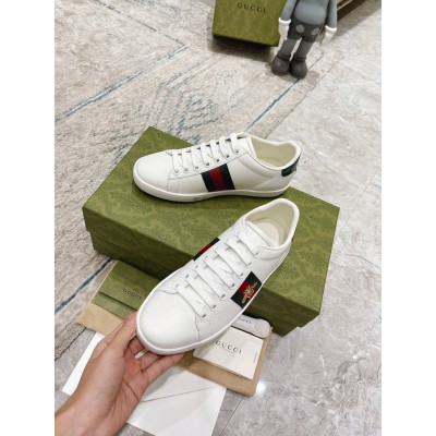 Gucci Men's Ace Sneakers in White Leather with Bee GGSS24313