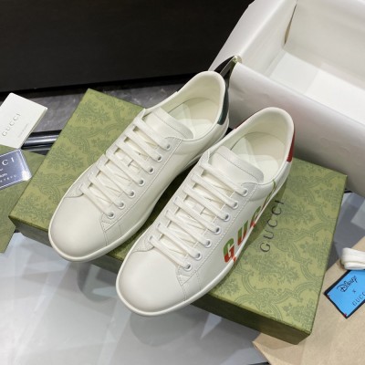 Gucci Men's Ace Sneakers in White Leather with Gucci Blade GGSS24315