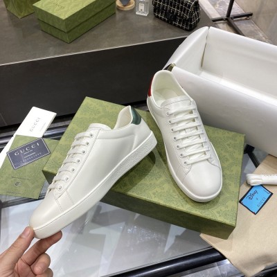 Gucci Men's Ace Sneakers in White Leather with Gucci Blade GGSS24315