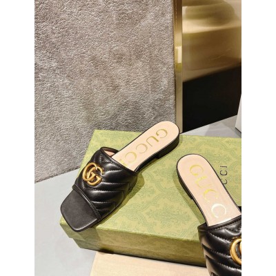 Gucci Slide Sandals in Black Matelasse Leather with Double G GGSS24272