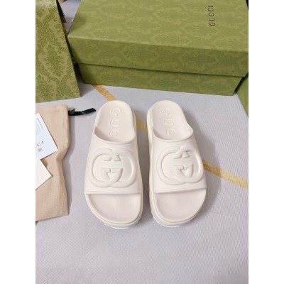 Gucci Slide Sandals in White Rubber with Interlocking G GGSS24281