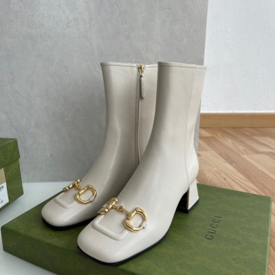 Gucci White Leather 55MM Ankle Boots with Horsebit GGSS24024