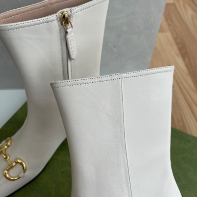 Gucci White Leather 55MM Ankle Boots with Horsebit GGSS24024